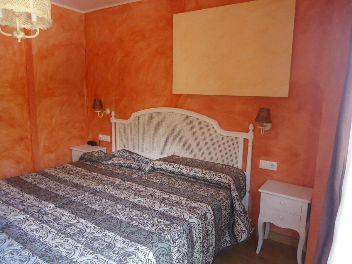 Hotel Plaza Teverga La Plaza Eksteriør bilde
