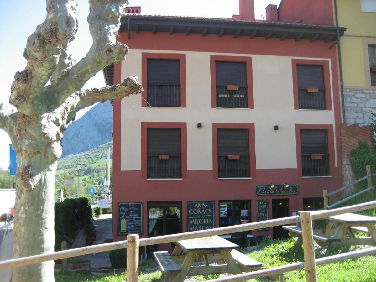 Hotel Plaza Teverga La Plaza Eksteriør bilde